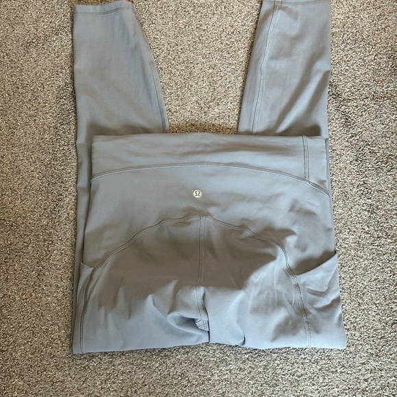 Lululemon Power Thru HR Tights 25inch (Rhino grey, size 8). - Picture 1 of 2